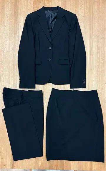 아오야마 양복 정장 세트 새상품급 (스커트 새상품)