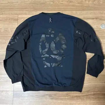 러셀노 백 프린트 스니드 사이즈 7