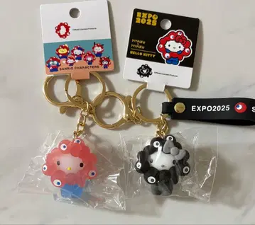 만박 산리오 블랙 미야쿠미야쿠 키티 키링 흑백 클리어 2개