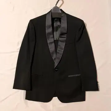 미사용 새상품 AAZ (ART AIRY ZONE) 턱시도&팬츠&증정