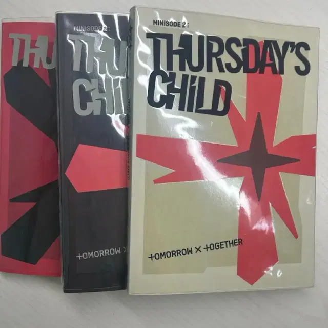 투모로우바이투게더 Thursday's Child 앨범