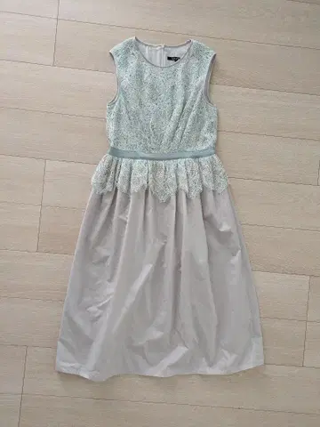 [ Bernard Perris ] 레이스 장식 슬리브리스 원피스 40