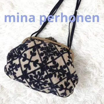 미나 페르호넨 카레이드 가마구치 숄더백 cuddle 카돌백