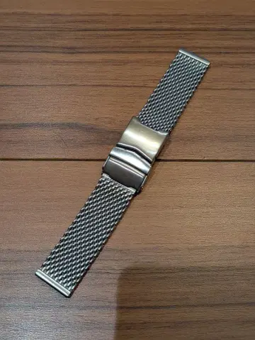 [ 새상품급 시착만 한 상품 ] 20mm 메탈 벨트 메쉬 블레스