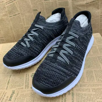 새상품 남성용 25.5cm 경량 통굽 킥백 스니커즈 블랙 2986