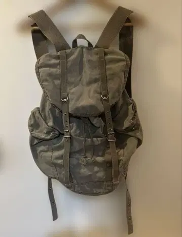 귀중 노스마린 드라이브 백팩 카키