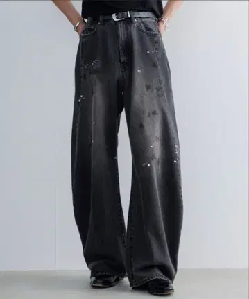 SINSS Baggy silhouette curve denim