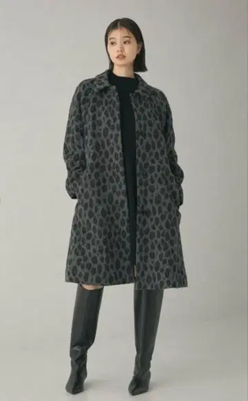 EMMEL REFINES 에멜 리파인즈 레오파드 스텐카라 코트