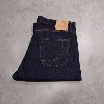 모모타로 진즈 동단 클래식 스트레이트 데님 다크 네이비 W38