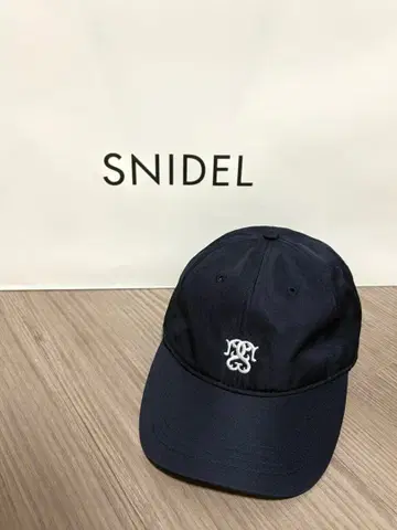 snidel 로고 캡