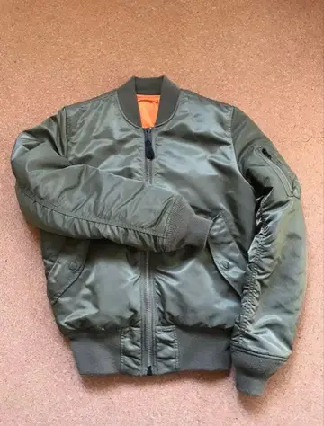 Alpha industries MA1 알파 S 사이즈 올리브