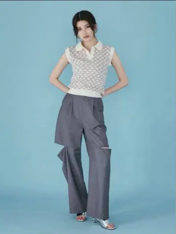 [MURUA] 컷 아웃 턱 팬츠