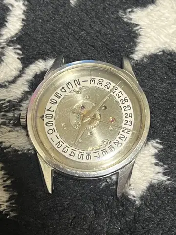 cotizen young date 아날로그 시계