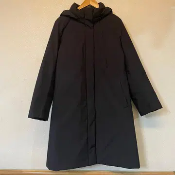 유니클로 하이브리드 다운 코트 M 블랙 429461 자켓