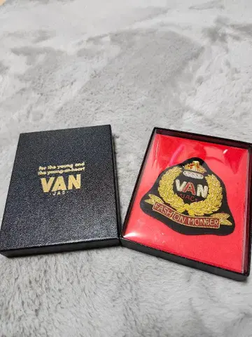 VAN 자수 엠블럼 오리지널 박스 포함