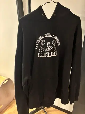 XLARGE 블랙 후드티 L 사이즈