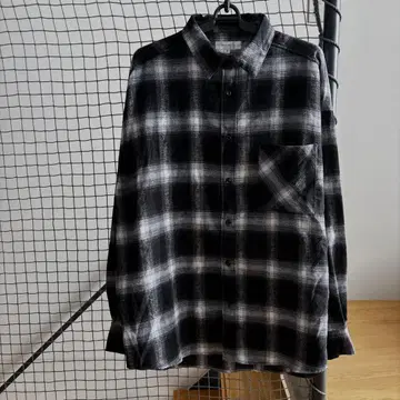 RockyMonroe 플란넬 블랙 화이트 체크 셔츠 M