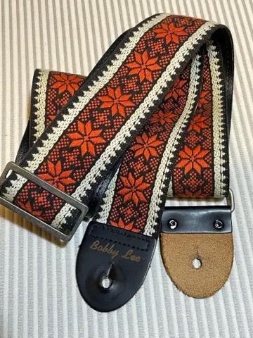 Souldier Bobby Lee 기타 스트랩 빨간 꽃무늬