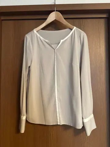 PINKY & DIANNE 긴팔 블라우스 38