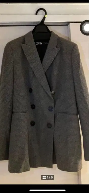 최종 가격 인하 ZARA 그레이 체크 무늬 더블 브레스트 자켓 M