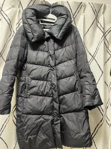 유니클로 퀼팅 롱 코트 후드 부착