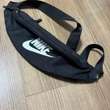 나이키 바디백 허리백 블랙 미사용 새상품