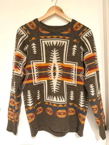 기하학 패턴 니트 스웨터 사이즈 3