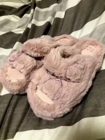 미사용 젤라또피케 모코모코 슬리퍼 하트 버클 부착 룸슈즈