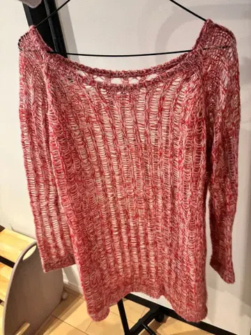 sahara 빨간색과 화이트 스트라이프 니트 스웨터