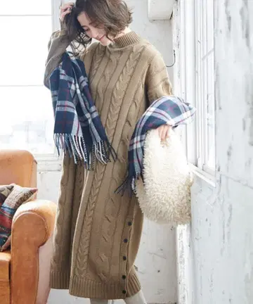 [ 로페피크닉 ] 케이블 짜임 니트 원피스 M 사이즈