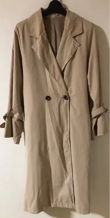 베이지 더블 브레스트 트렌치코트 M 사이즈
