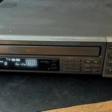 SONY ソニー　MDP-555 CD/CDV/LDプレーヤー SONY ソニー MDP-555 CD/CDV/LDプレーヤー