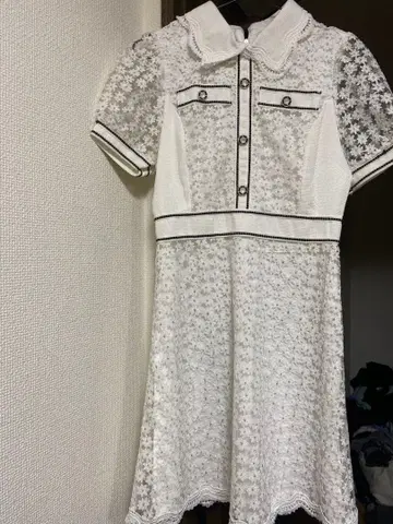 화이트 레이스 반팔 원피스