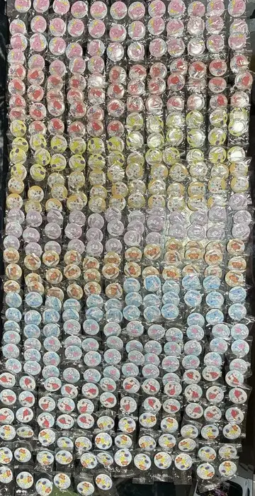 쿠라스시 BT21 캔 배지 세트