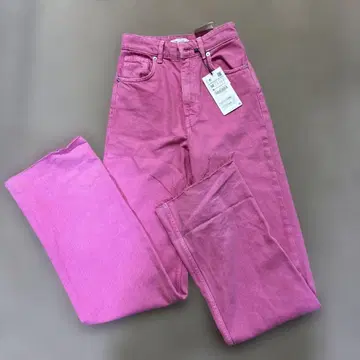 택 포함 ZARA 자라 인기 모델 밑단 컷팅 가공 핑크 데님 팬츠