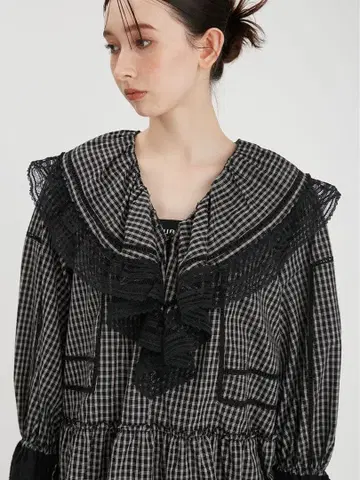 FURFUR 프릴 칼라 튜닉 블라우스 BLK