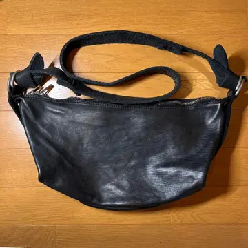 GUIDI / Q150 SOFT HORSE FULL GRAIN