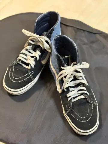 Vans 하이컷 스니커즈 블랙/파랑