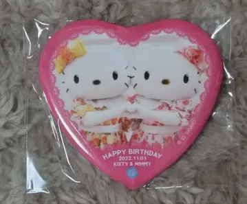 산리오 퓨로랜드 헬로키티 벌스데이 하트형 캔뱃지 2