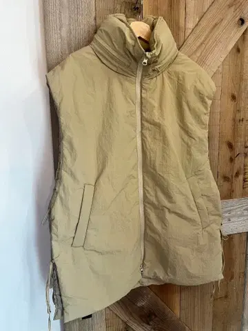 아메리칸 라쿠지 다운 베스트