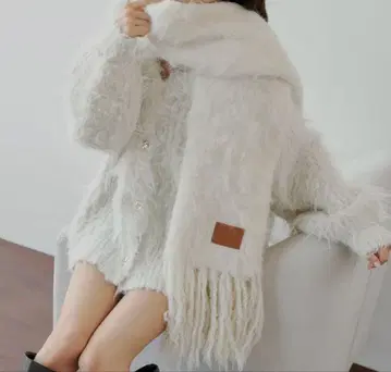 [ 익명 배송 ] Chico 샤기 프린지 머플러