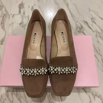 [ DIANA ] 비쥬 장식 플랫슈즈