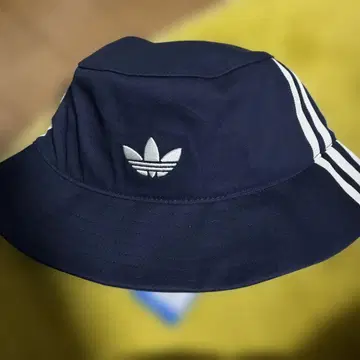 adidas oasis 버킷햇 네이비
