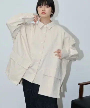 THE Yon 루즈핏 더블 포켓 밀리터리 셔츠