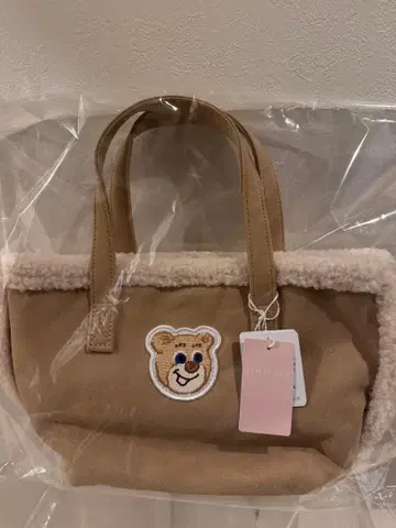 러브러리 바이 페이 올드 테디 와펜 보아 토트