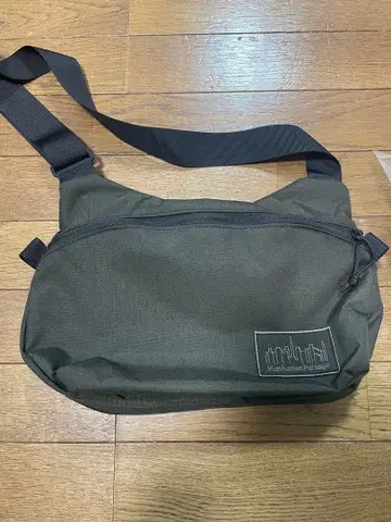 맨하탄 포티지 숄더백 다크 그린