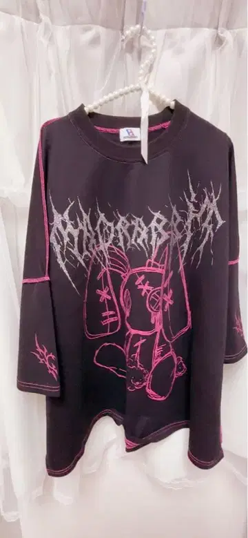 VOLCAN&APHRODITE  토끼 스티치 티셔츠