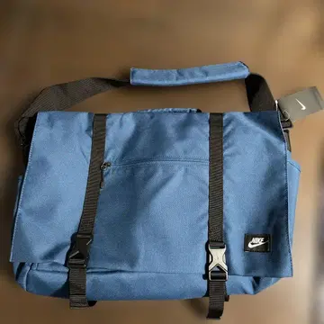 NIKE 메신저 백