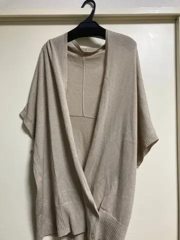 폴 스튜어트 베이지 니트 카슈쿨 베스트