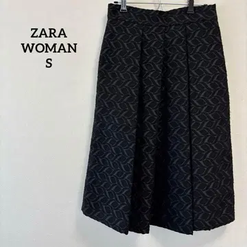 자라 우먼 자카드 무늬 플레어 스커트 블랙 S